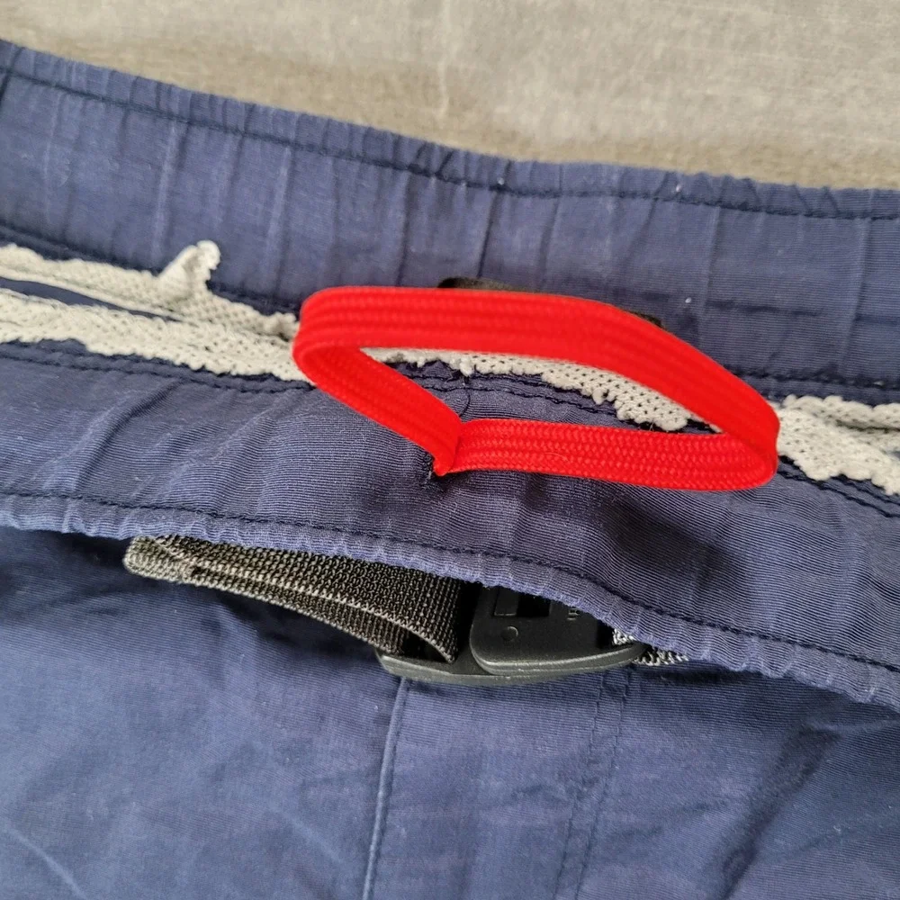 The‎ North Face Mens Navy Blue Belted Hiking Shorts Red Logo Size Large